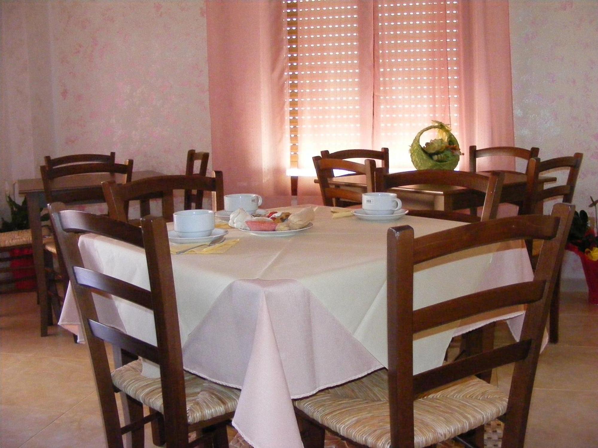 Sa Marina Bed & Breakfast La Caletta Exterior photo