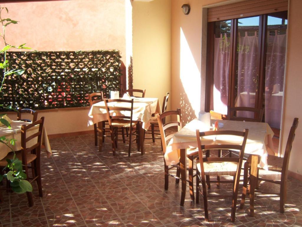 Sa Marina Bed & Breakfast La Caletta Exterior photo