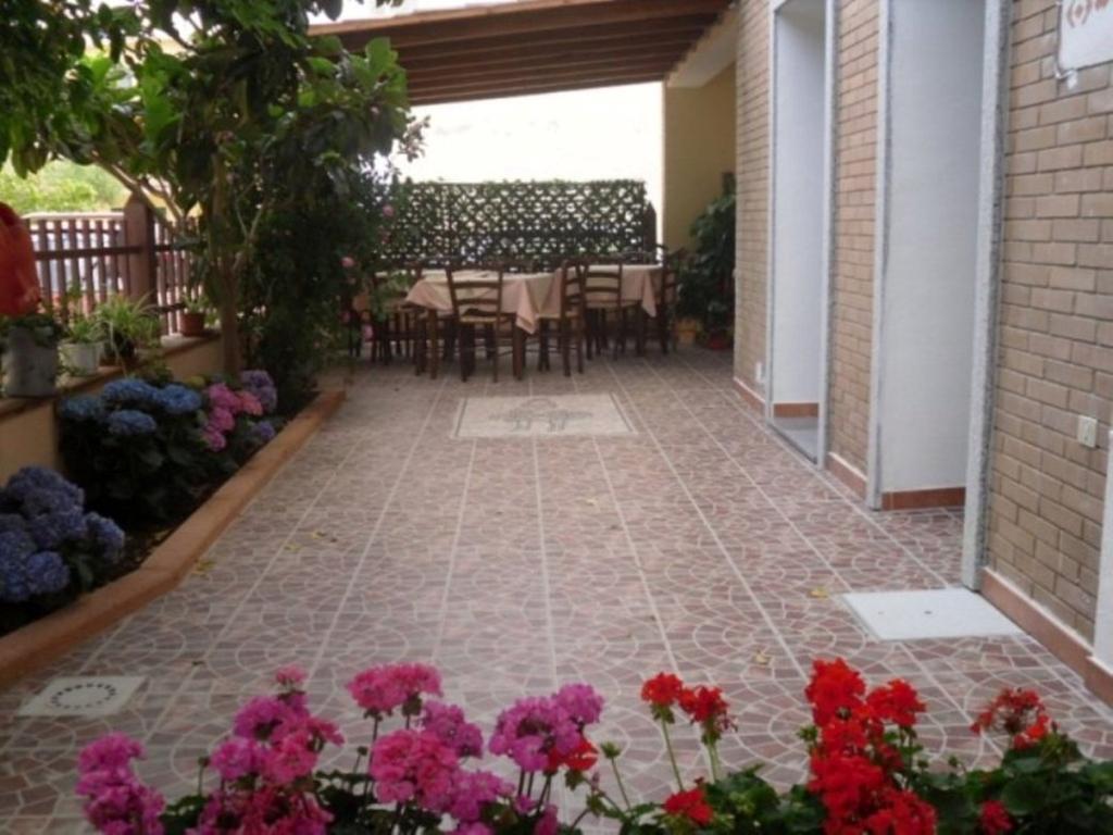 Sa Marina Bed & Breakfast La Caletta Exterior photo